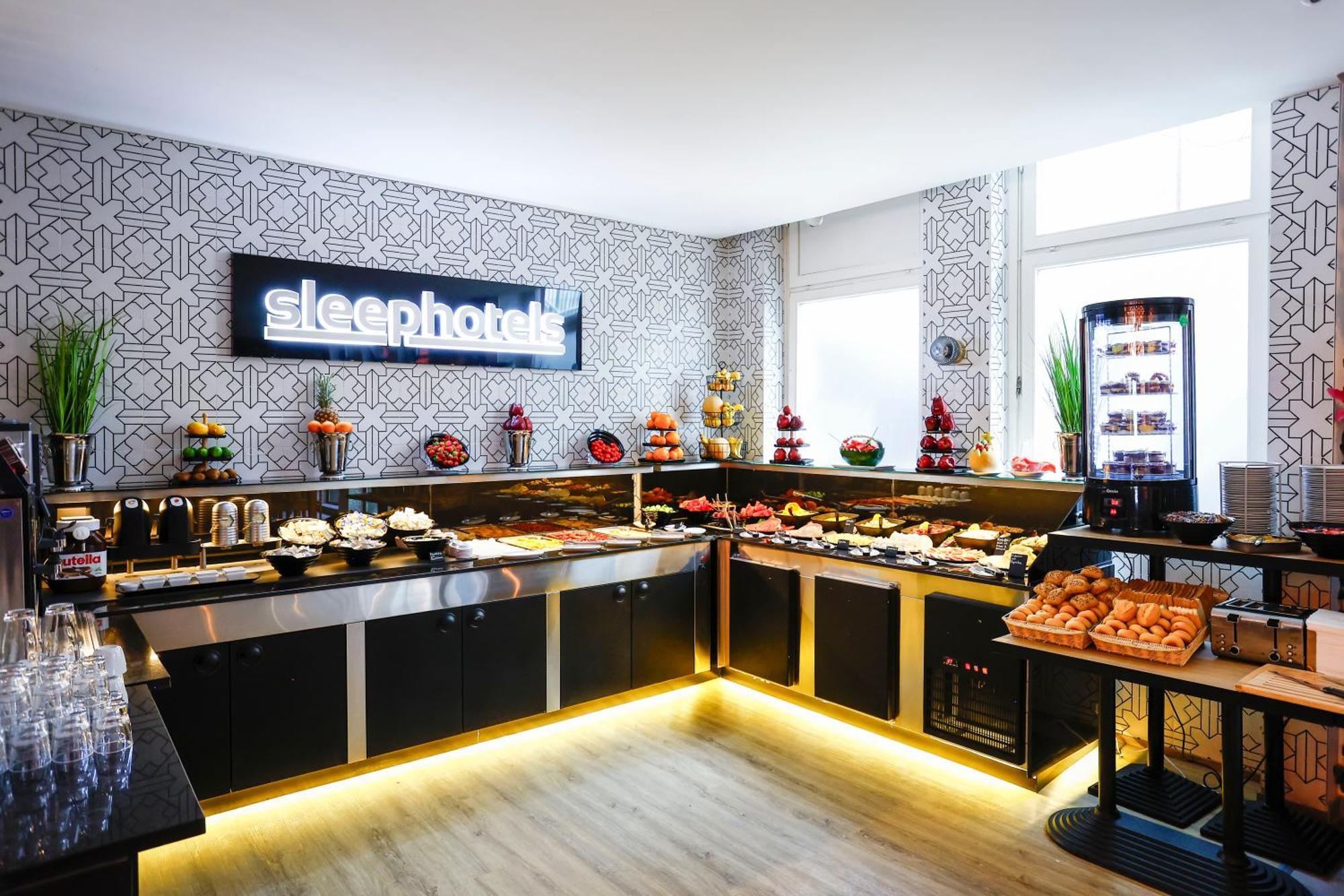 Hotel Sleephotels Cosmos *